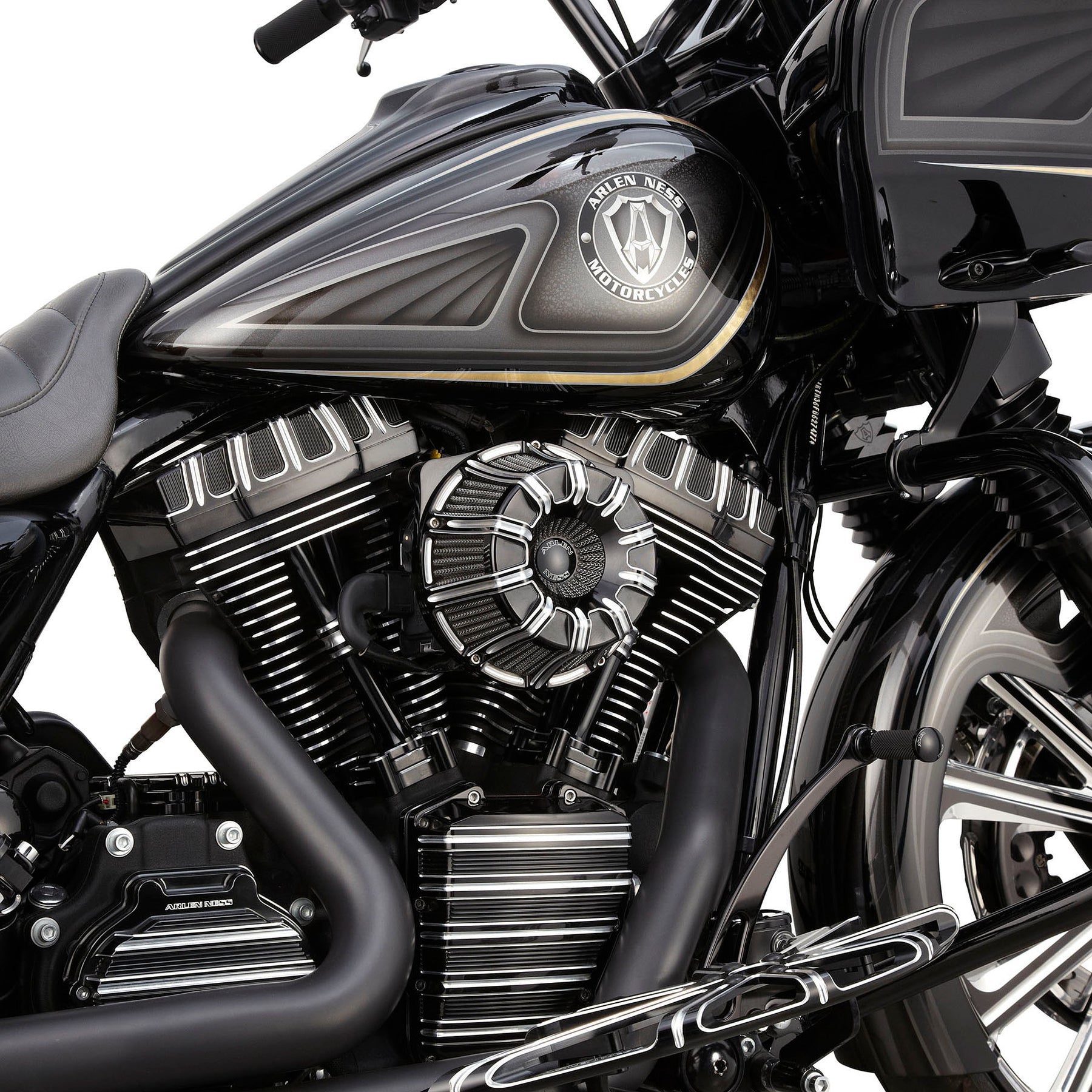 10-Gauge® Transmission Side Covers, Black - Hydraulic Transmission Side Covers Arlen Ness