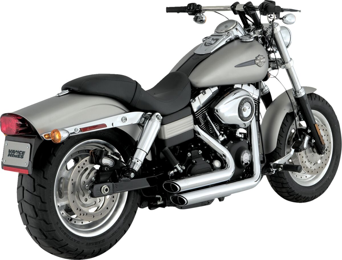 Shortshots Staggered Exhaust, Chrome - 06-17 Dyna Full Exhaust System Vance & Hines