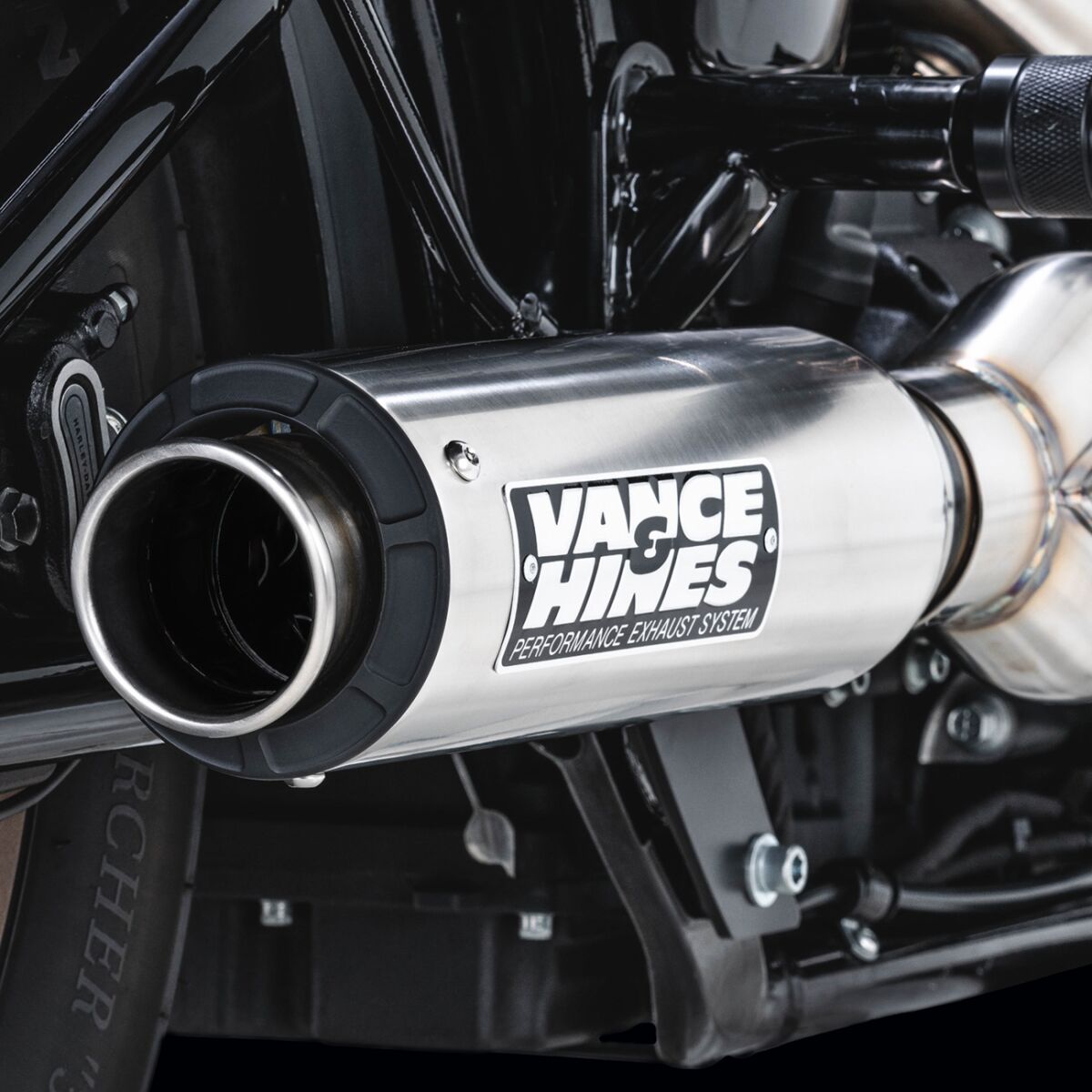 Exhaust Supersport 2 1 Brushed Softail Vance & Hines