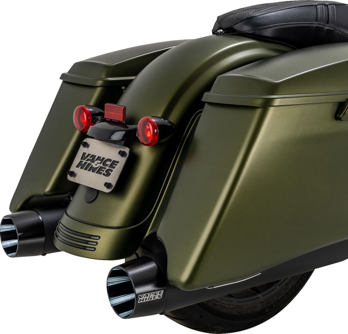 Slip-On Blackbird 450, Black 24+ Touring Slip-On Exhaust Vance & Hines