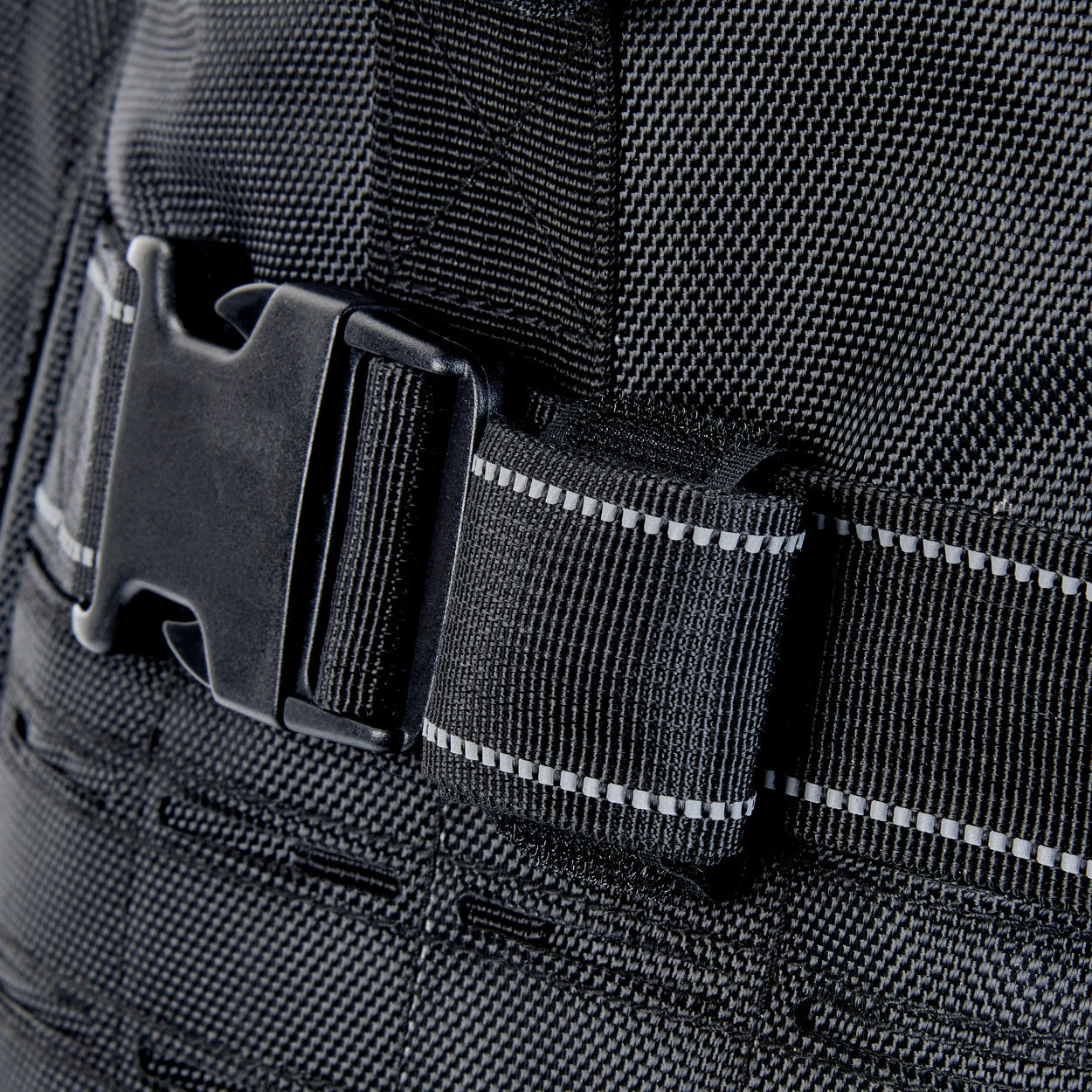 Exfil-80 2.0 Sissy Bar Bag Sissy Bar Bag Biltwell Inc.