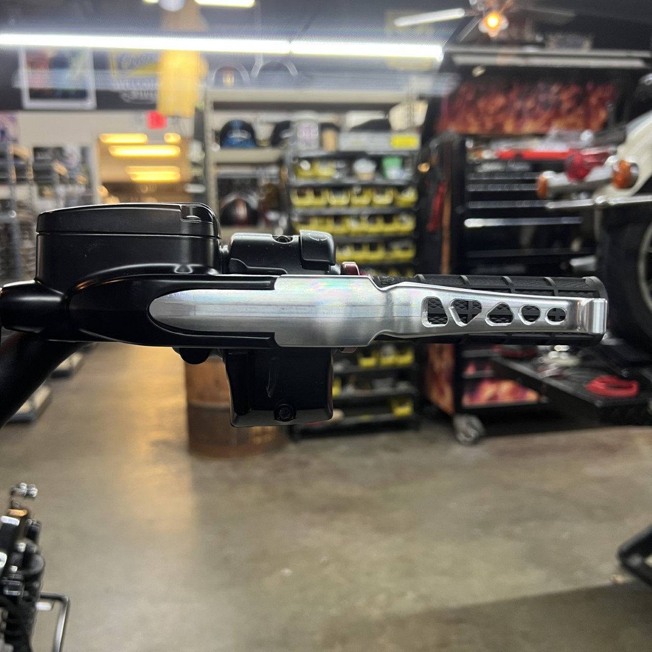 DMR Destroyer Shorty Brake and Clutch Lever Set - 15+ Softail Death Metal Racing