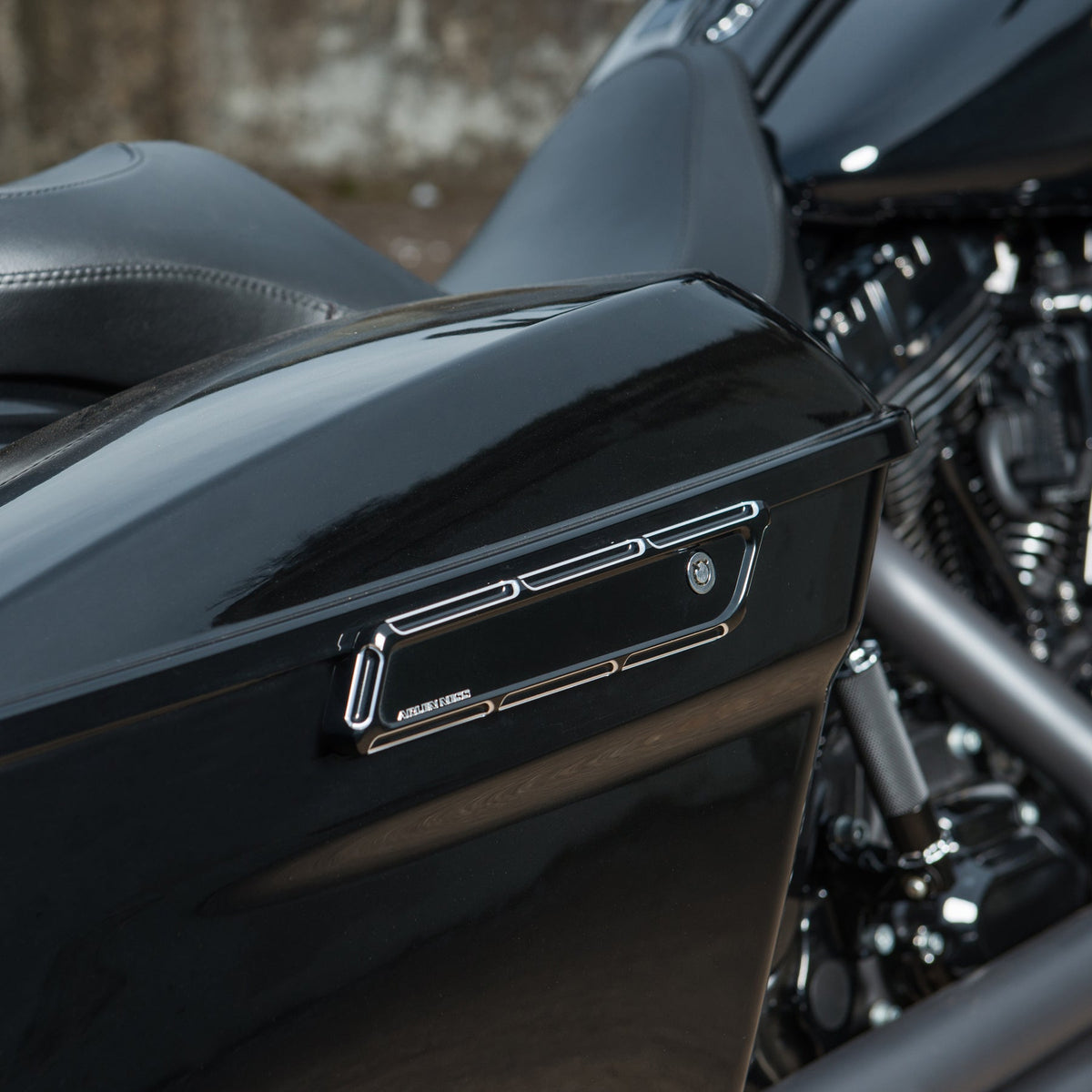Beveled® Saddlebag Latch Covers - 14-23 Touring Saddlebag Latch Cover Arlen Ness