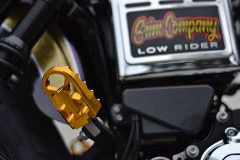 V2 MX Style Foot Pegs