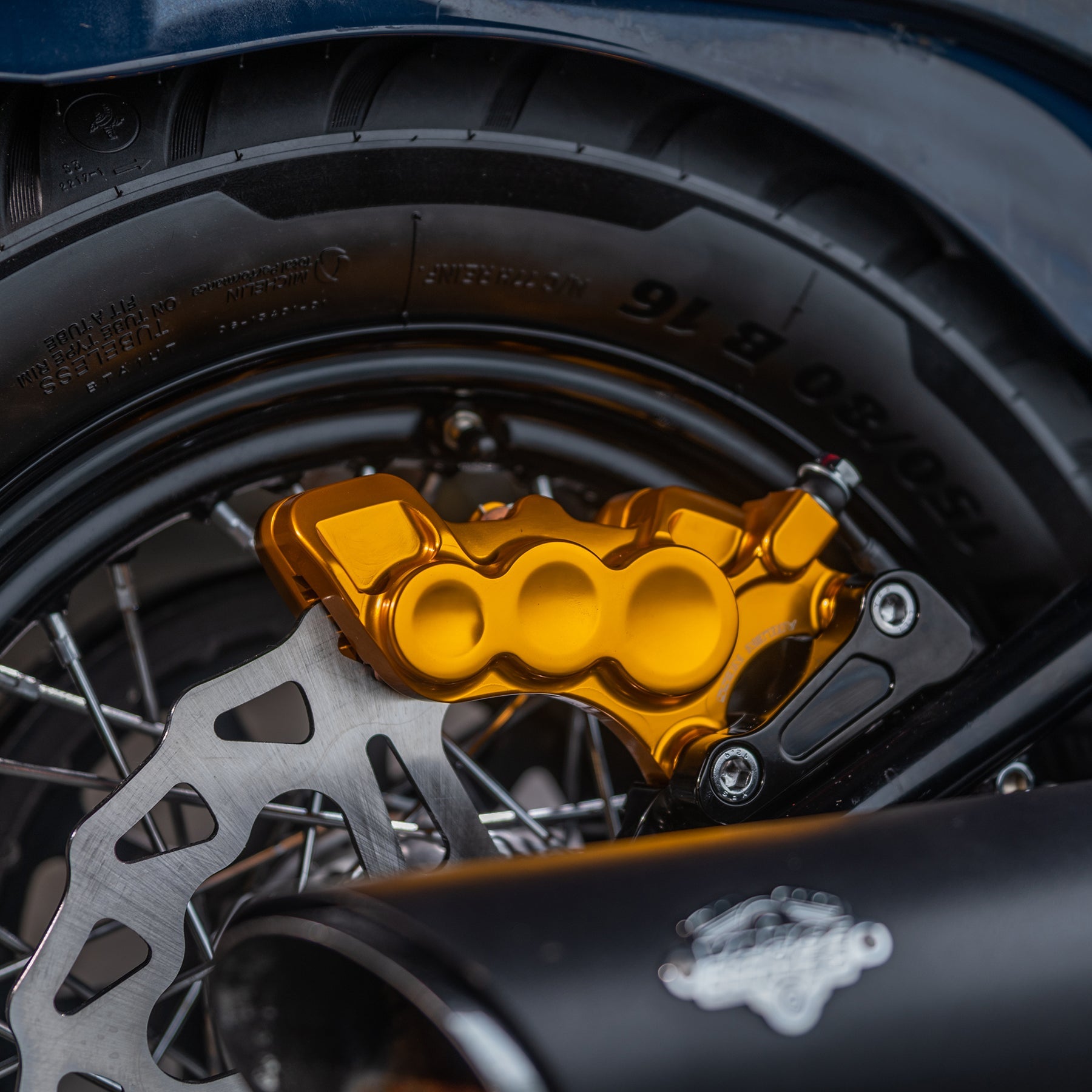 6-Piston Differential Bore Brake Calipers - 11.8"