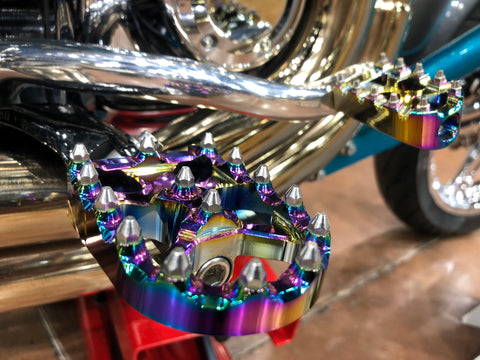 V2 MX Style Foot Pegs Foot Pegs Flo Motorsports