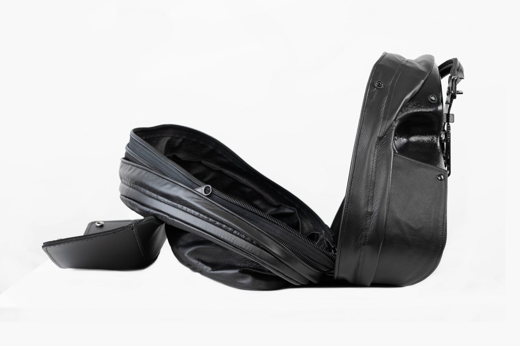 EZ-Mount V3 Saddlebags - 18+ Softail Saddlebags Leather Pros