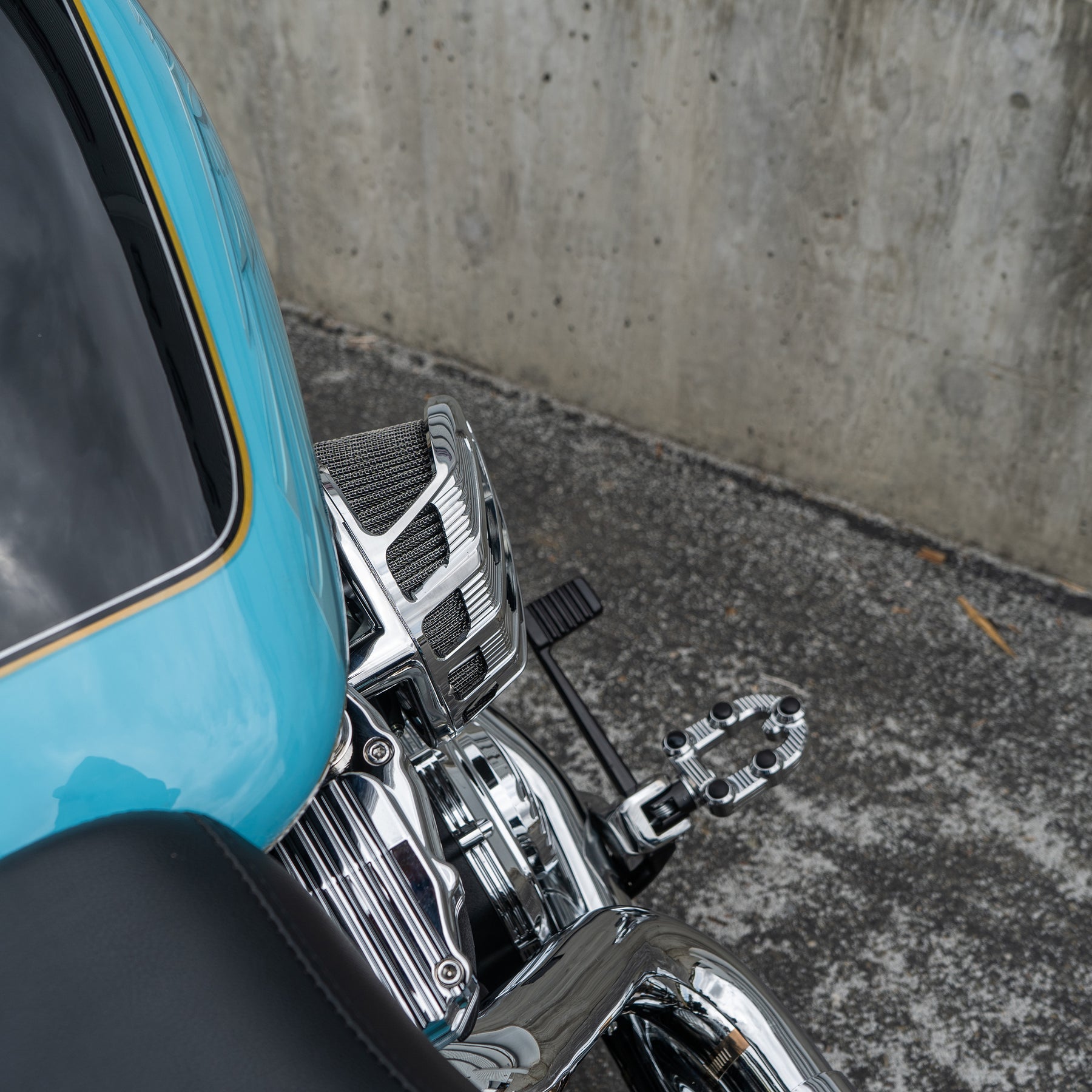 SideKick Air Cleaner, Chrome - 24+ Touring Air Cleaner Arlen Ness