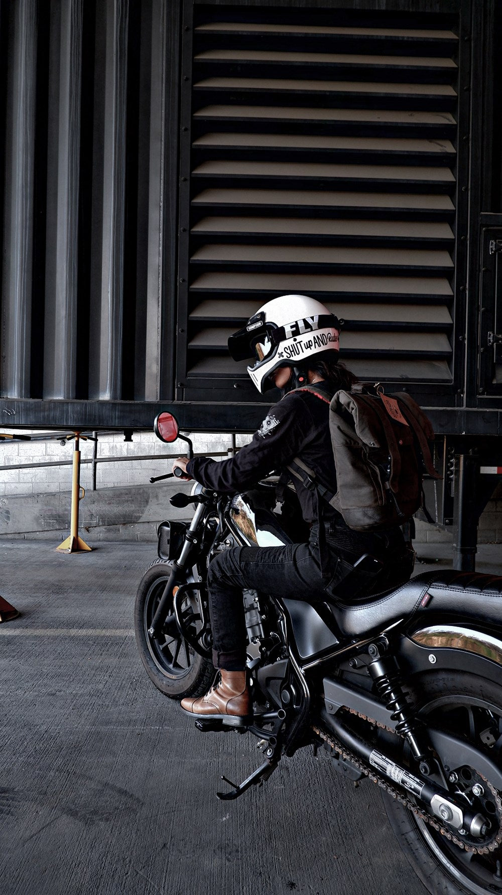 Voyager Roll Top Back Pack Luggage Burly Brand