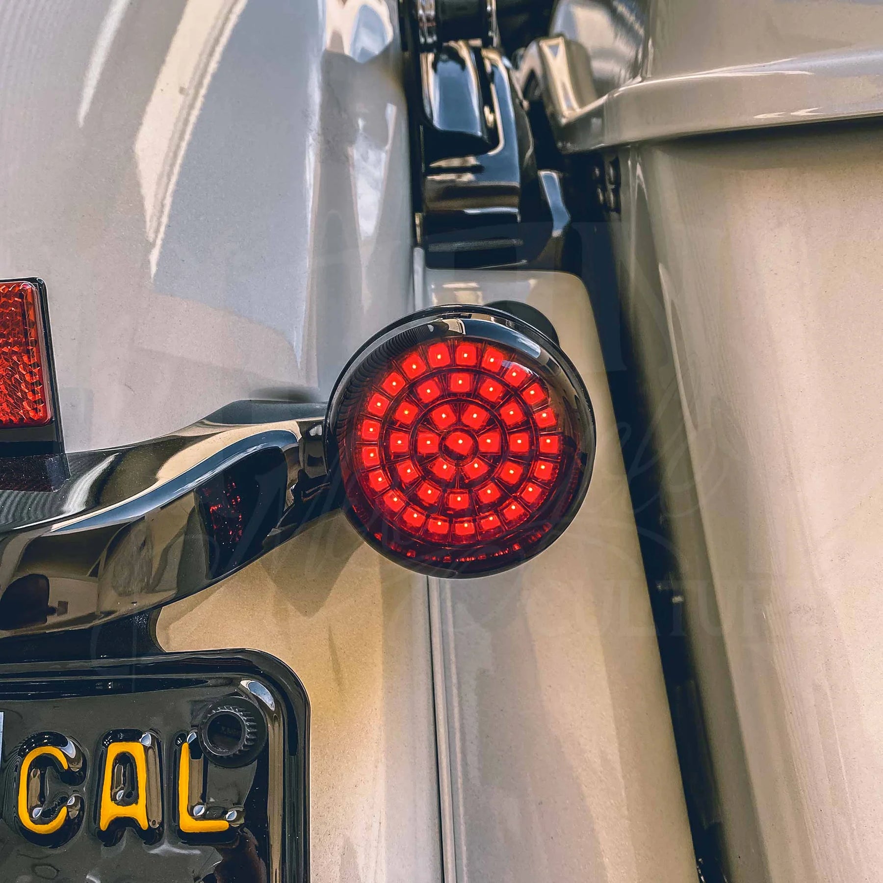 MoonPods V2 LED Turn Signals Turn Signals Moons Mc Red/Red 1157 (Rear)