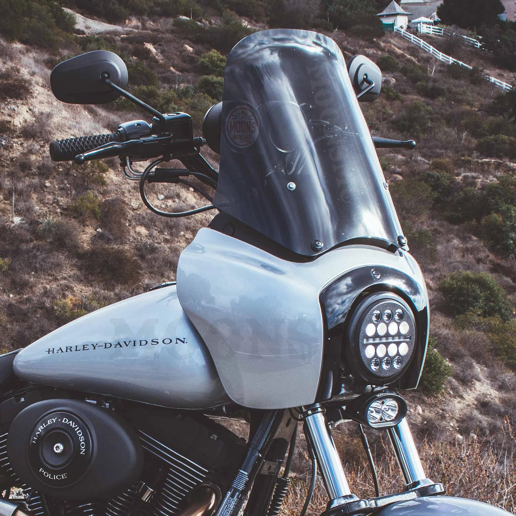 15" FXDXT T-Sport Windhield W/ Recurve Fairing Moons Mc