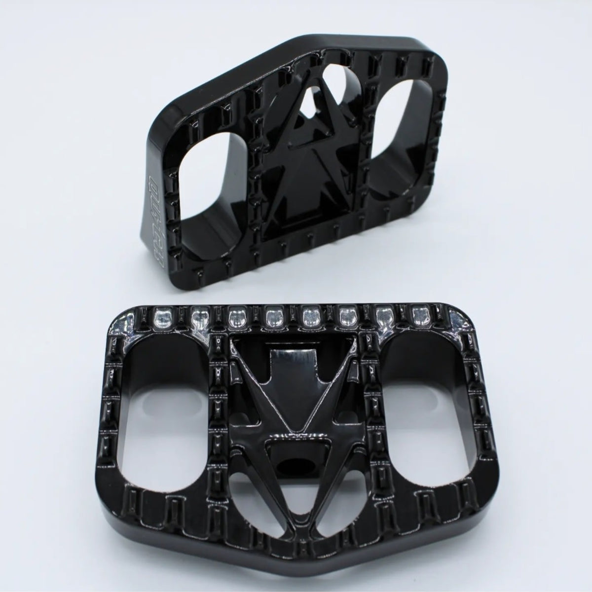 Quick Mini Floorboards Lightning Bolts Floorboards Quick Industries Black 94 to Curent Harley Mount