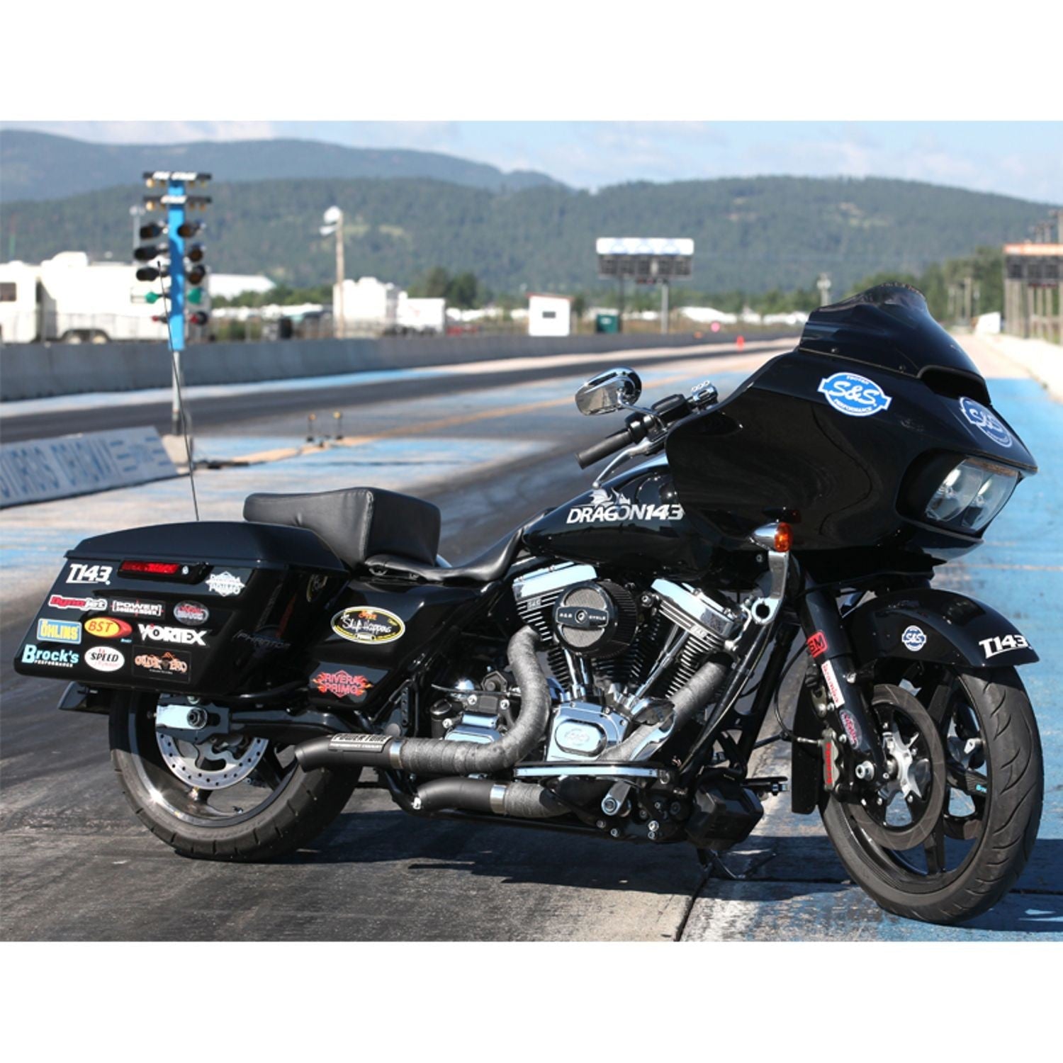 Ape Hanger, Drag Bar, or Beach Bar: Which Handlebar Is Right for Your Harley?