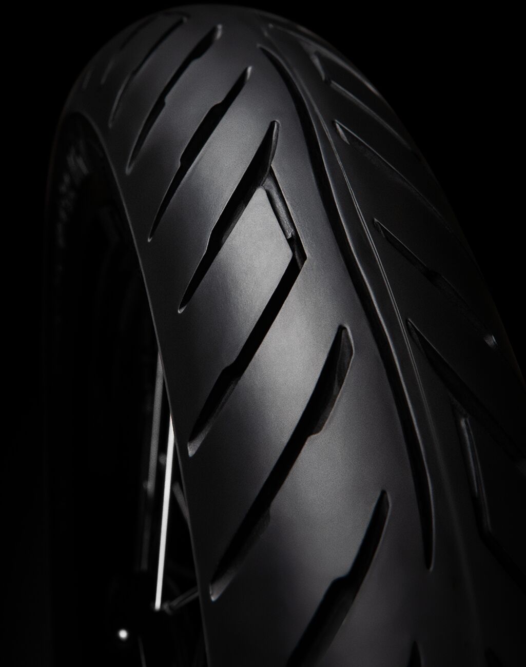 Avon 150/70 18 (70 V) Roadrider Rear Tire Avon