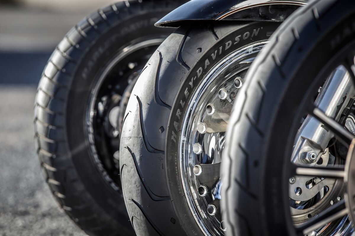 Michelin Scorcher 11 Front 100/80 17 52 H Tl Front Tire Michelin