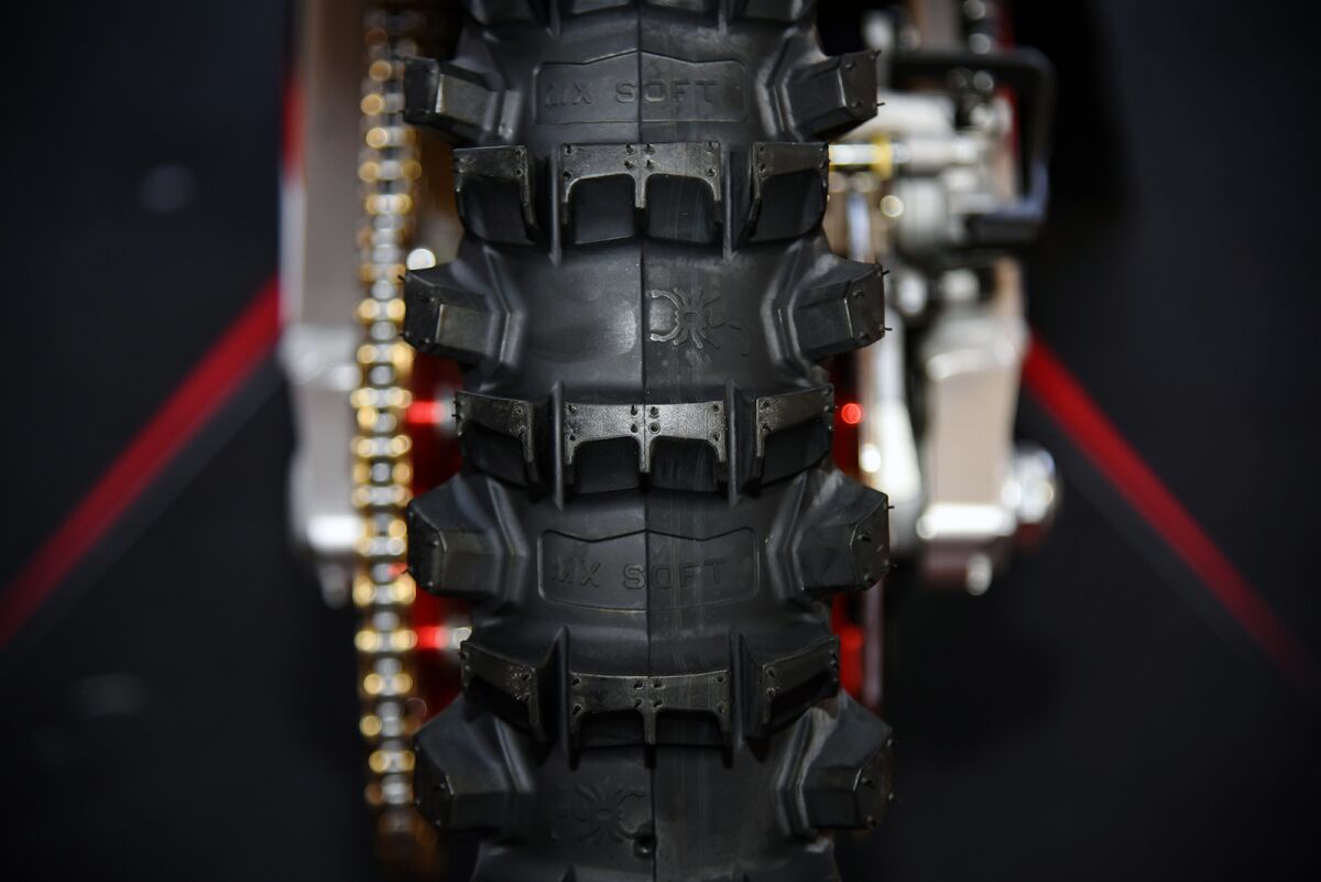 Pirelli Tire Scorpion Mx Soft 410 Rear 100/90 19 57 M Tt Nhs Rear Tire Pirelli