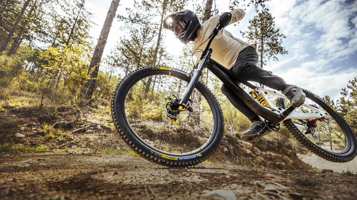 Michelin Dh16 Racing 27.5 X2.40 BICYCLE TIRE MTB Michelin