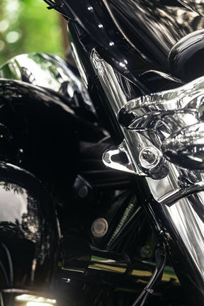 Ciro Bracket Tie Dn Flht Chr Frame Accessories Ciro