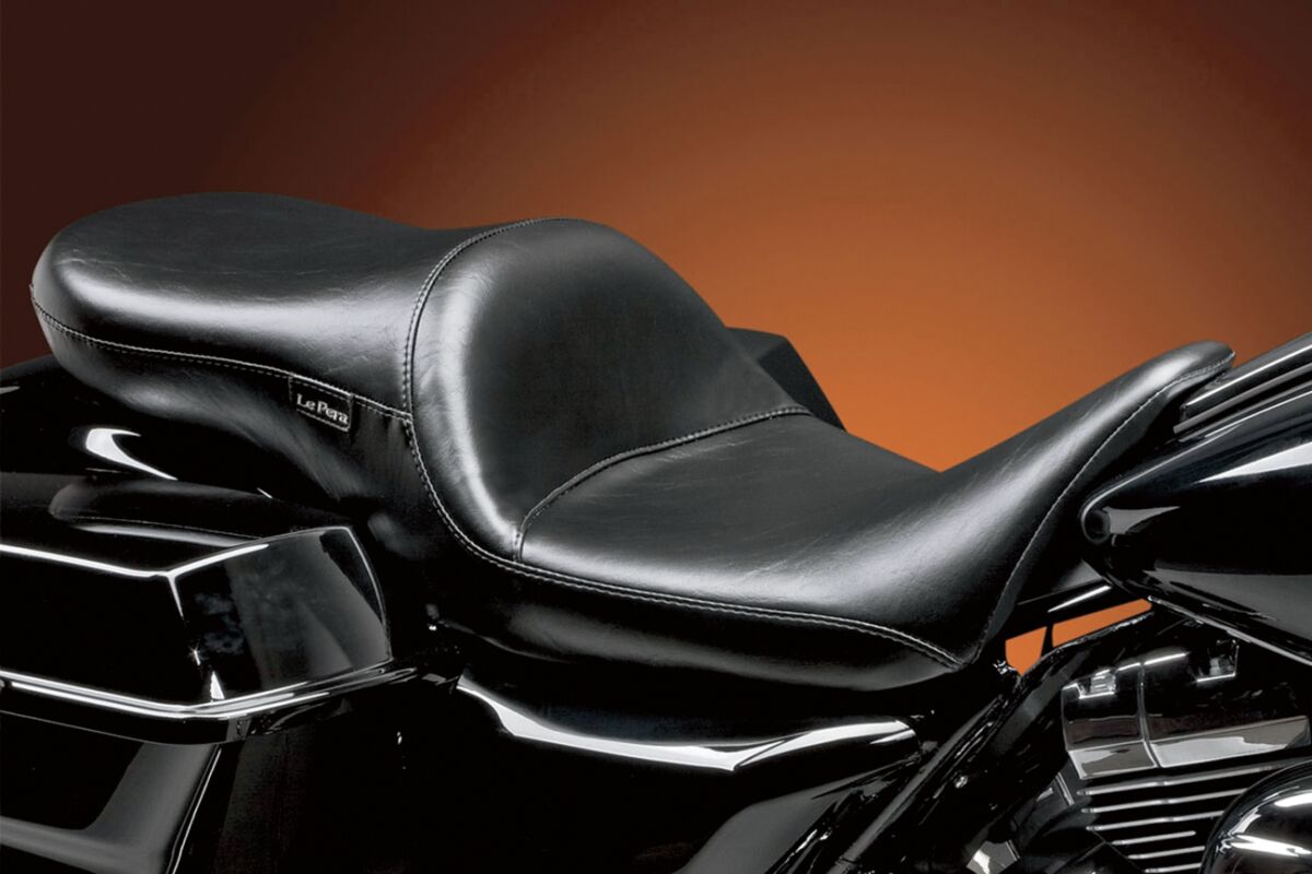 Le Pera Maverick Smooth Seating Seat - 08-23 Touring Seat Le Pera