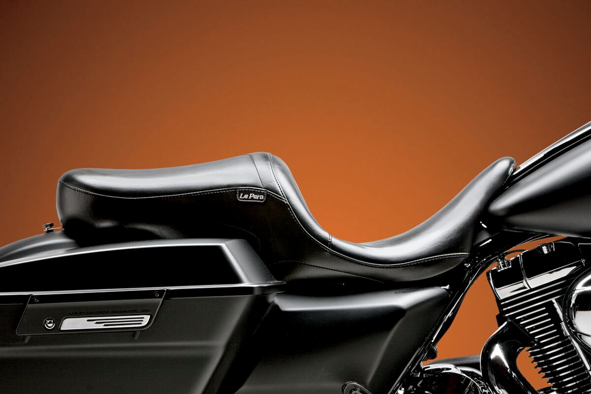Le Pera Maverick Up Front Smooth Seat - 08-23 Touring Seat Le Pera