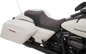 Drag Specialties Seats Seat Predator Iii Double Diamond Black/Red Seat Drag Specialties
