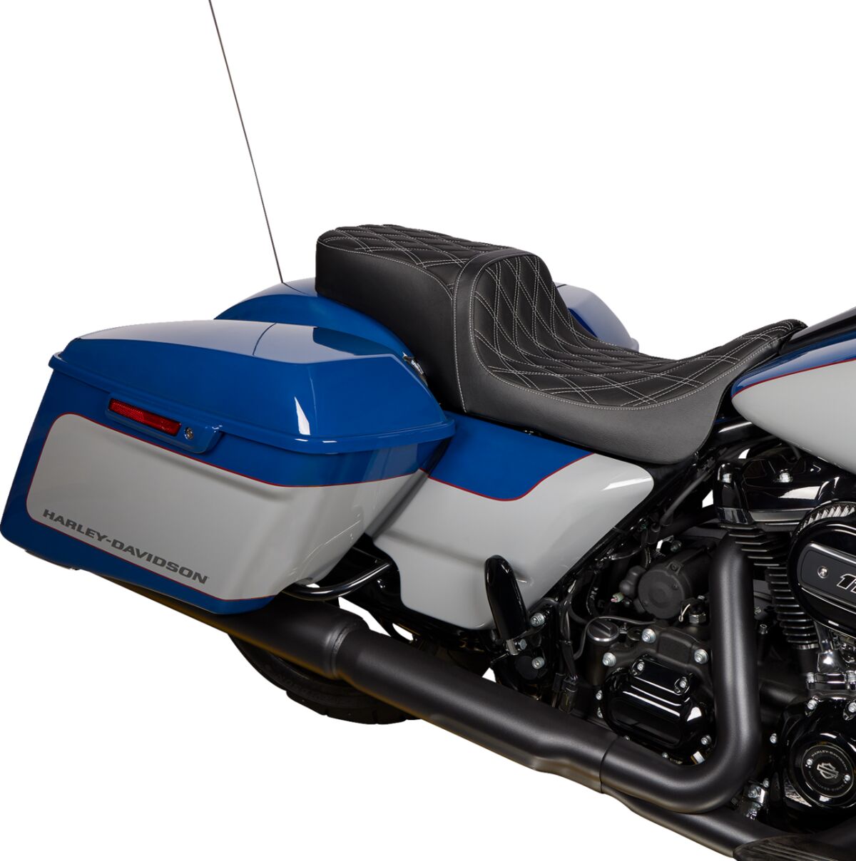 Drag Specialties Seats Seat Predator 2 Up Vinyl Dbl Diamond Slvr Stitch Flh 2008 23 Seat Drag Specialties