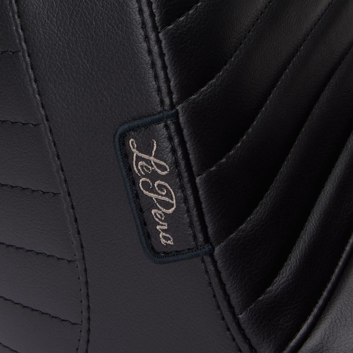 Le Pera Tailwhip Pleated Stitch Seat - 08-23 Touring Seat Le Pera