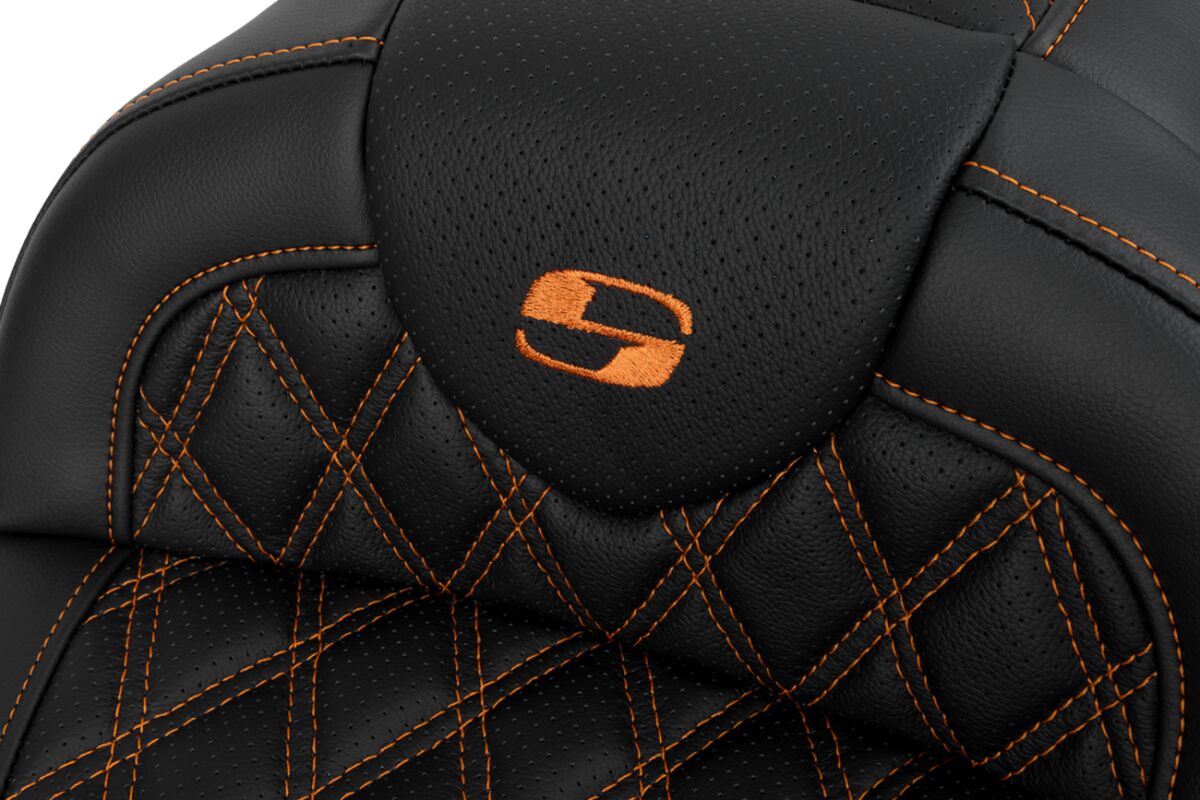 Roadsofa LS With Driver's Backrest Seat, Orange Stitch - 08-23 Touring Seat Saddlemen