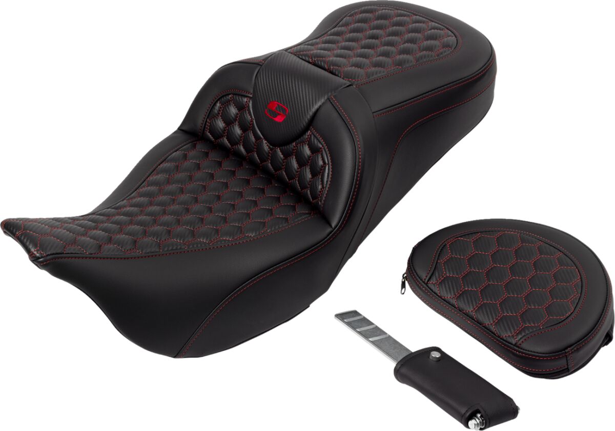 Roadsofa HC With Driver's Backrest Seat, Red Stitch - 08-24 Touring Seat Saddlemen