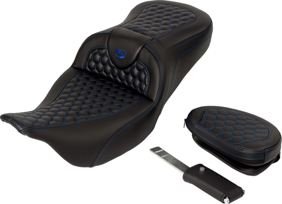 Roadsofa HC With Driver's Backrest Seat, Blue Stitch - 08-24 Touring Seat Saddlemen
