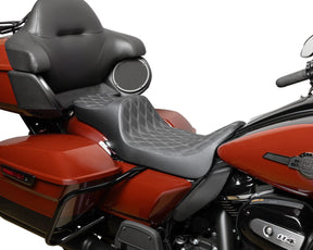 Drag Specialties Seats Seat Predator 3 2 Up Ext. Double Dia Silver Vinyl Touring Seat Drag Specialties