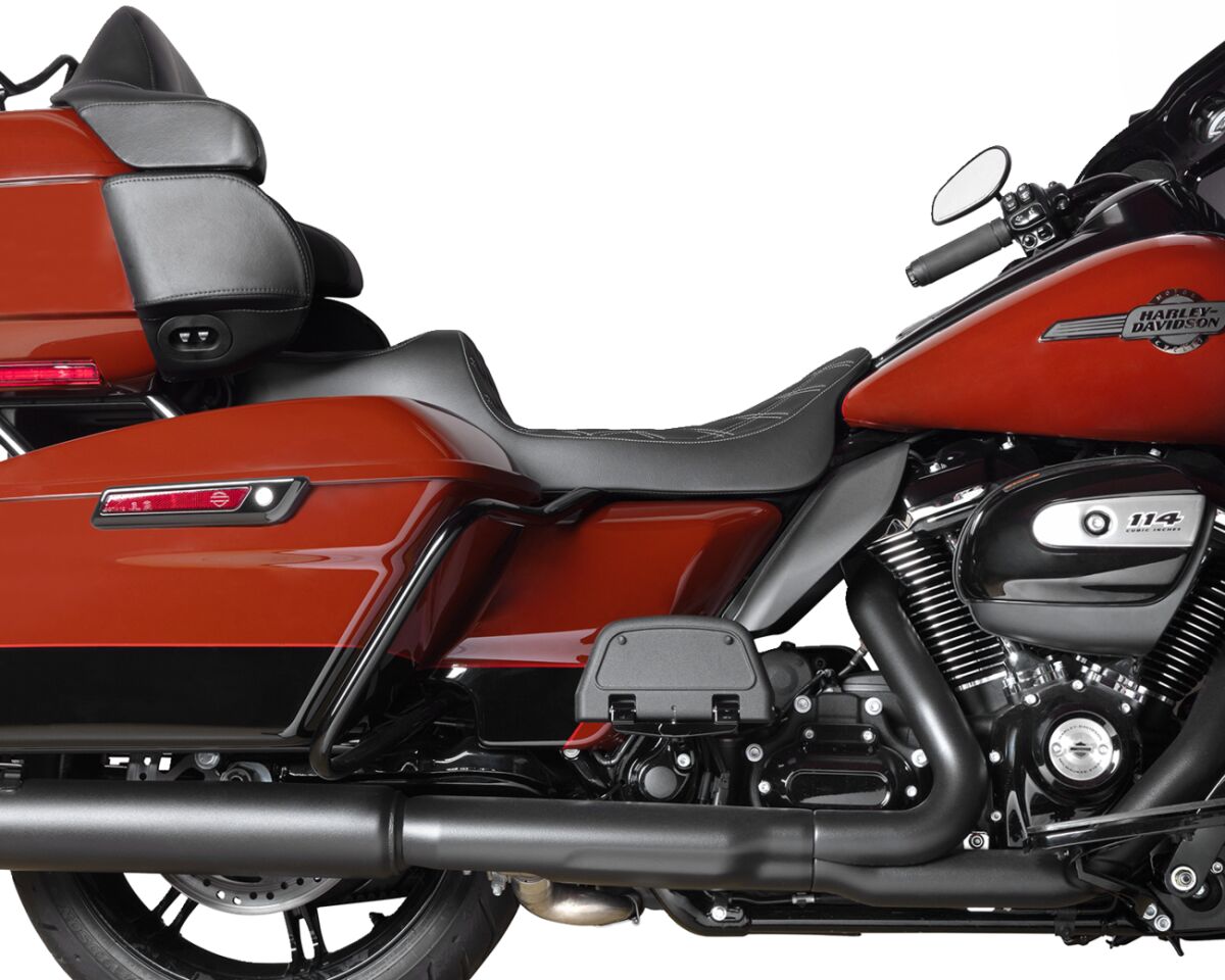 Drag Specialties Seats Seat Predator 3 2 Up Ext. Double Dia Silver Vinyl Touring Seat Drag Specialties