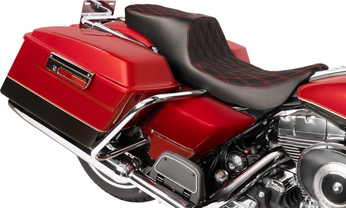 Drag Specialties Seats Seat Perf.Preditor 2 Up Ddstch SEATS-FOR HARLEY DRESSER/TOURI Drag Specialties