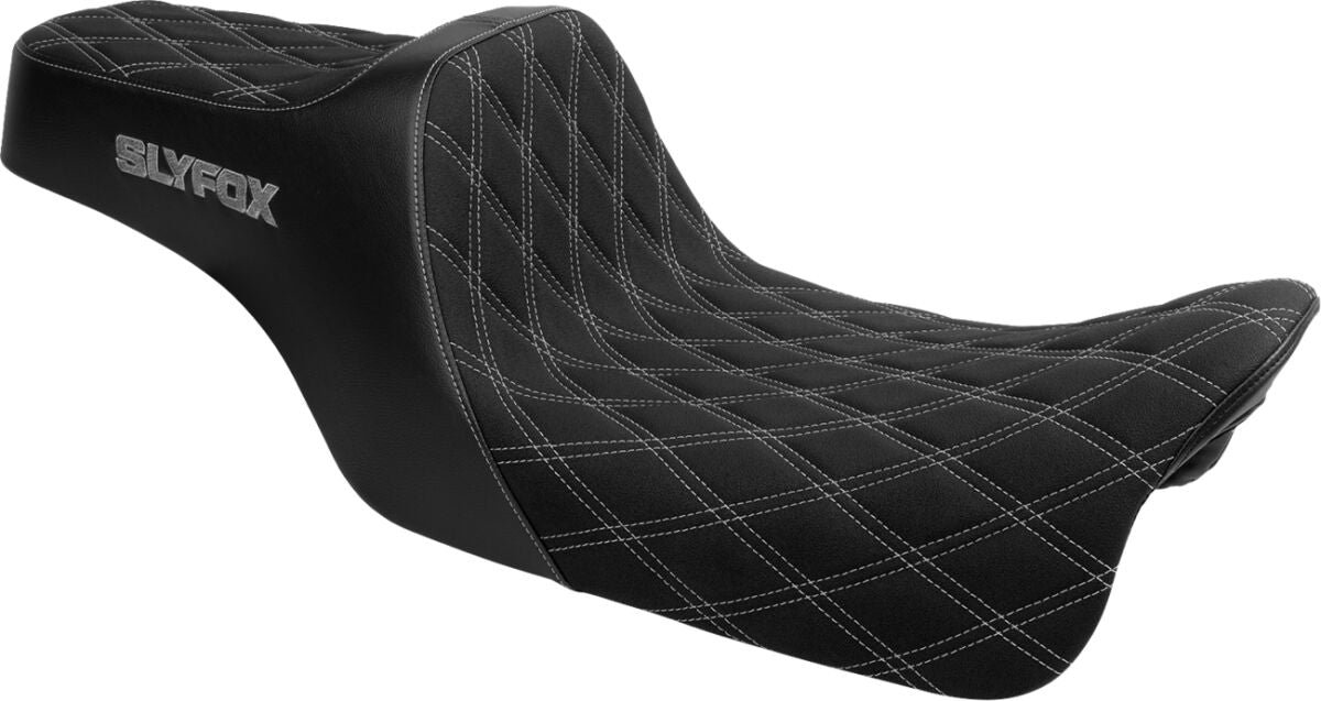 Slyfox Seat Highnoon Silver Logo Slip SEATS-FOR HARLEY DRESSER/TOURI Slyfox