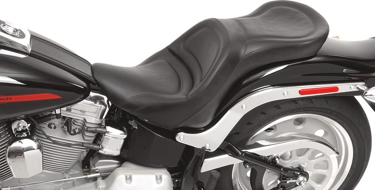 Explorer Ultimate Comfort Seat - 06-17 Softail (FXST/B/S Softail Standard (06-09) & FLSTF/B/S Fat Boy (07-17)) Seat Saddlemen