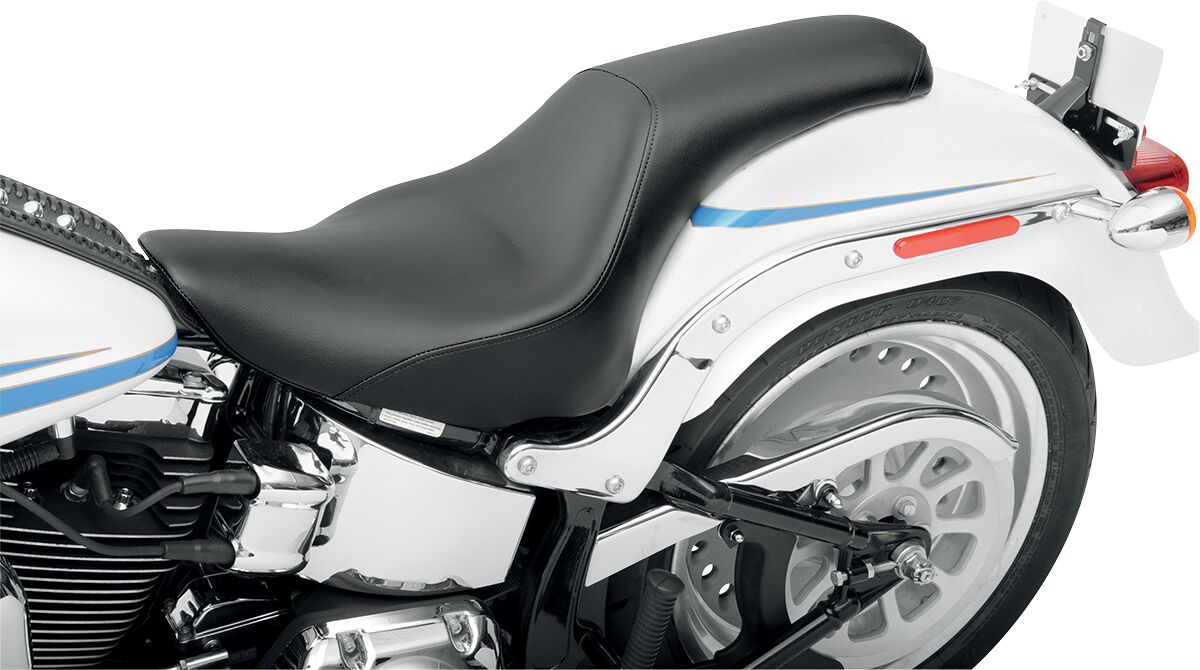 Profiler Seat - 06-17 Softail (FXST/B/S Softail Standard (06-09) & FLSTF/B/S Fat Boy (07-17)) Seat Saddlemen
