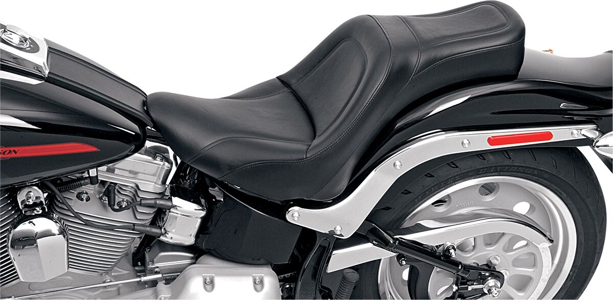 King Seat - 06-17 Softail (FXST/B/S Softail Standard (06-09) &amp; FLSTF/B/S Fat Boy (07-17)) Seat Saddlemen