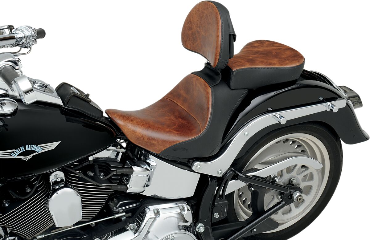 Lariat Solo Seat - 06-17 Softail (FXST/B/S Softail Standard (06-09)) Seat Saddlemen
