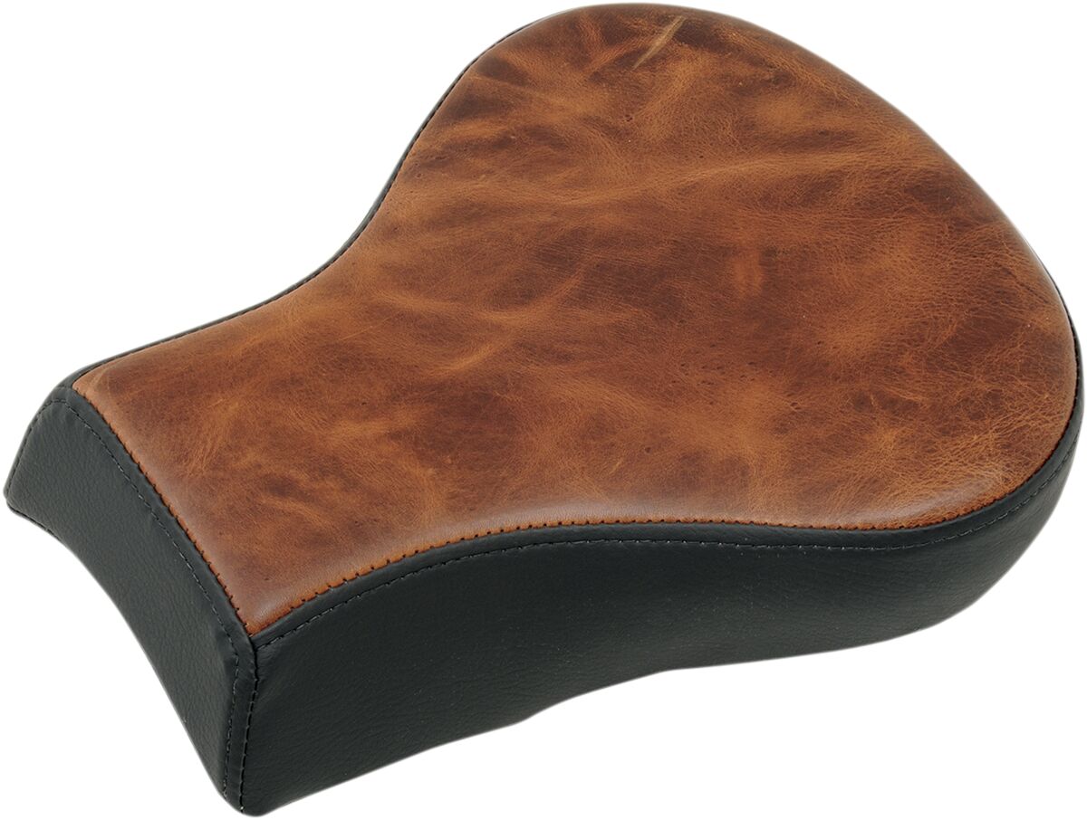 Saddlemen Lariat Pillion - 06-17 Softail (FXST/B/S Softail Standard (06-09) & FLSTF/B/S Fat Boy (07-17)) Seat Saddlemen