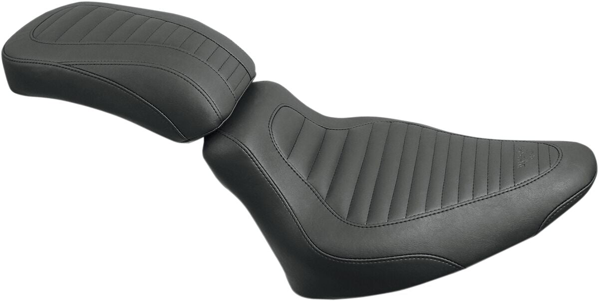 Mustang Seat Tripper™ Solo Tuck & Roll Stitch Seat Mustang