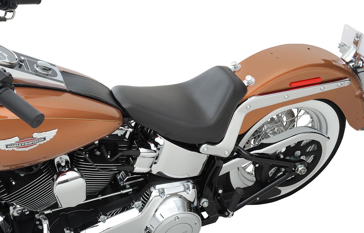 Renegade S3 Solo Seat - 06-17 Softail (FLSTC HERITAGE, FLSTN DELUXE) Seat Saddlemen