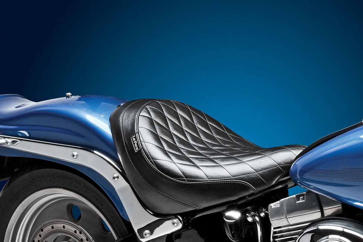 Sanora Sport Diamond Seating Solo Seat - 06-17 Softail Seat Le Pera