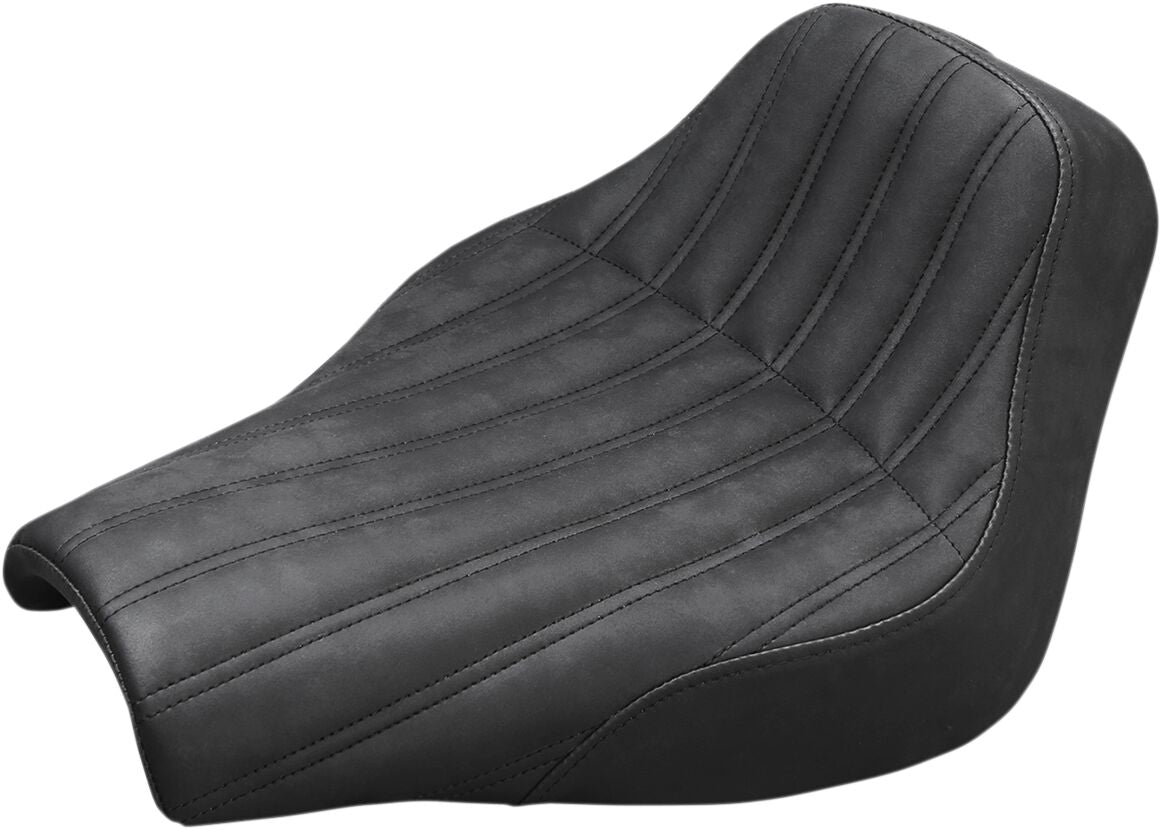 Saddlemen Knuckle Renegade Solo Seat - 18+ Softail (Street Bob FXBB/S, Standard FXST) Seat Saddlemen