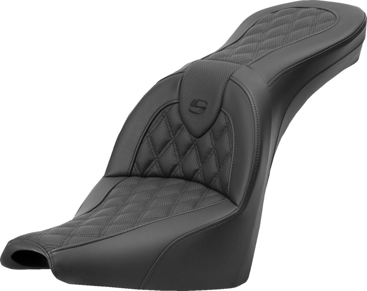 Roadsofa LS Seat - 18+ Softail (Street Bob FXBB/S, Standard FXST) Seat Saddlemen Default Title