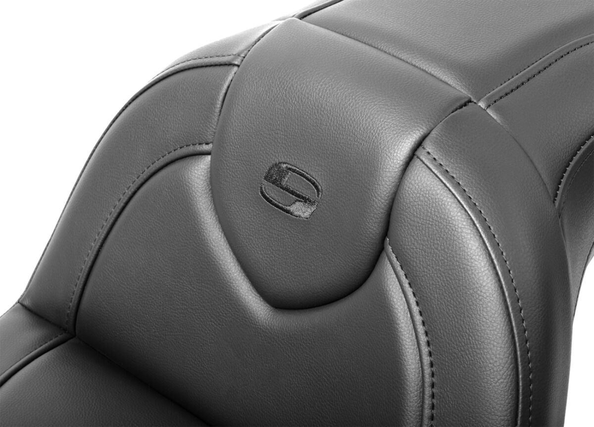 Roadsofa Seat - 18+ Softail (Softail Breakout 104/117) Seat Saddlemen
