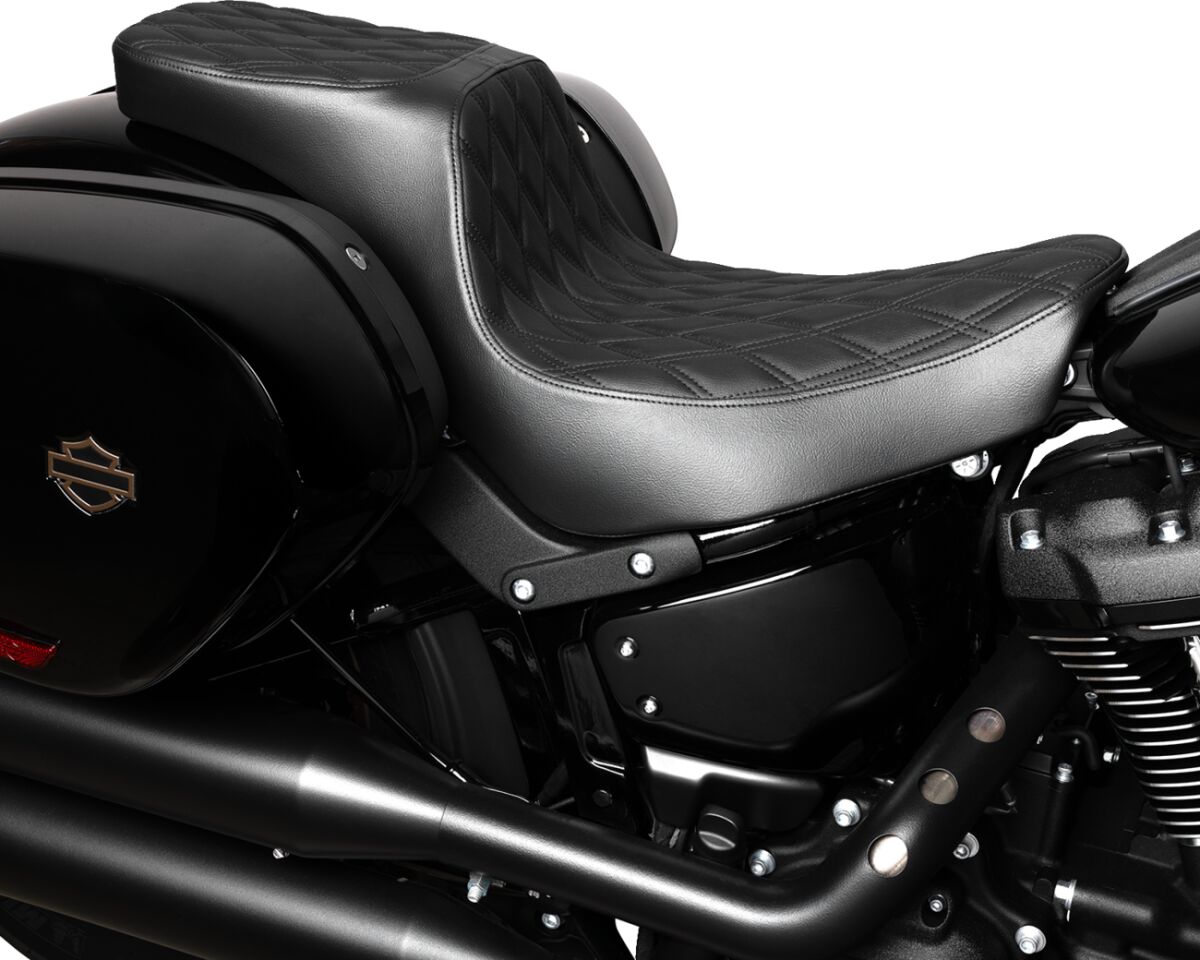 Drag Specialties Seats Predator 2 Up Seat Double Diamond Black Stitching Fl/Fx Seat Drag Specialties