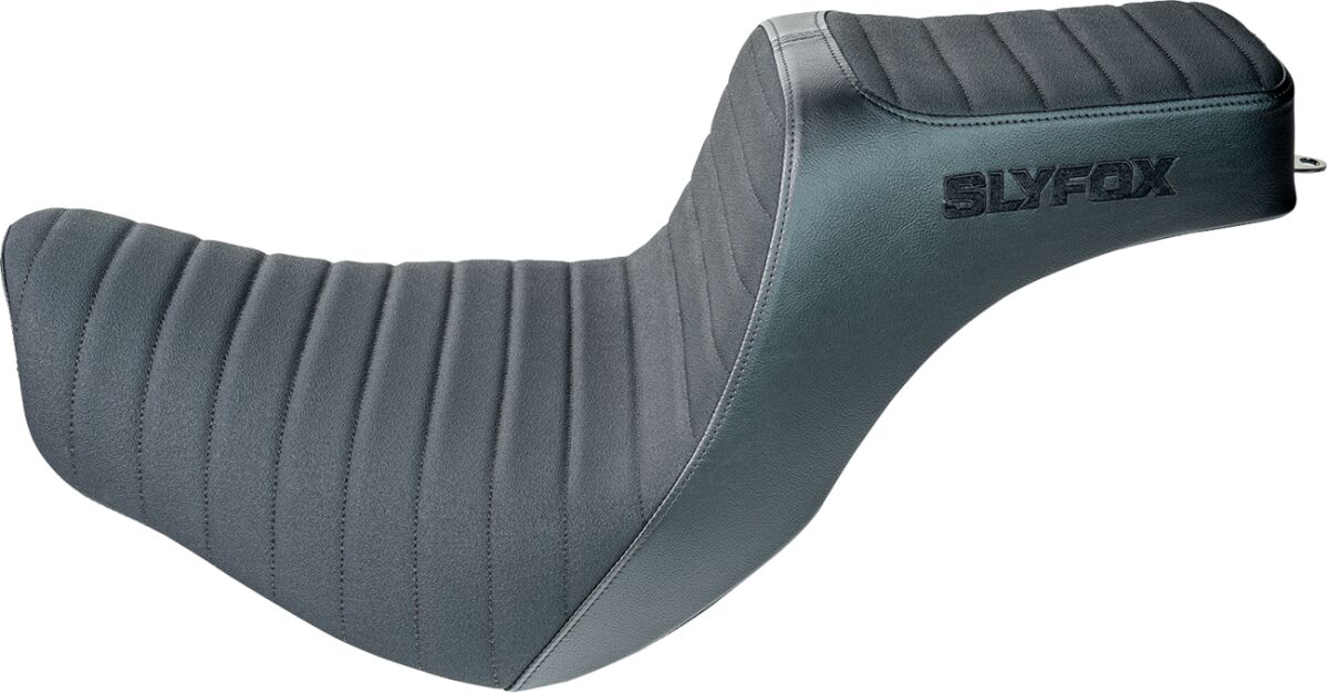 Slyfox Seat Highnoon 2up Black Vinyl SEATS-FOR HARLEY SOFTTAIL Slyfox
