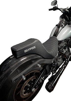 Slyfox Seat Highnoon 2 Up Blk Vinyl W/ SEATS-FOR HARLEY SOFTTAIL Slyfox