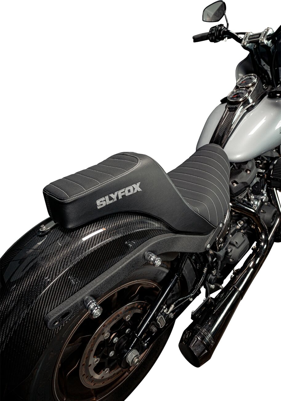 Slyfox Seat Highnoon 2 Up Blk Vinyl W/ SEATS-FOR HARLEY SOFTTAIL Slyfox