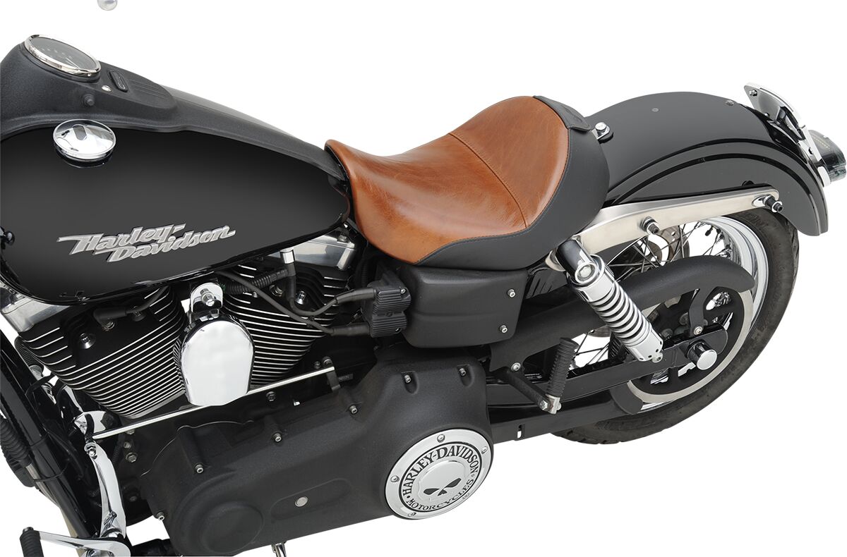 Lariat Solo Seat - 06-17 Seat Saddlemen